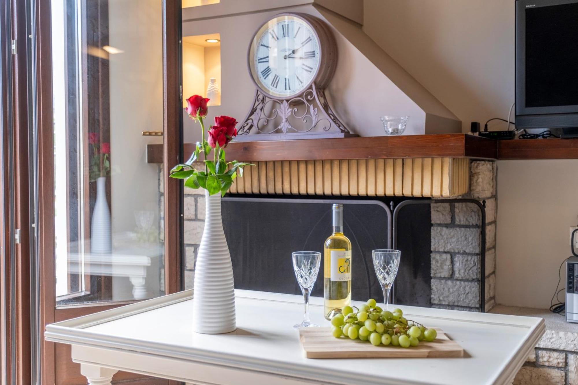Giogarakis Suites Eleonas Dış mekan fotoğraf