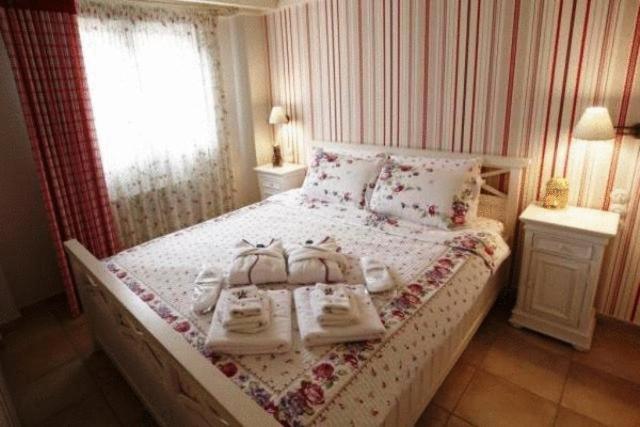 Giogarakis Suites Eleonas Oda fotoğraf