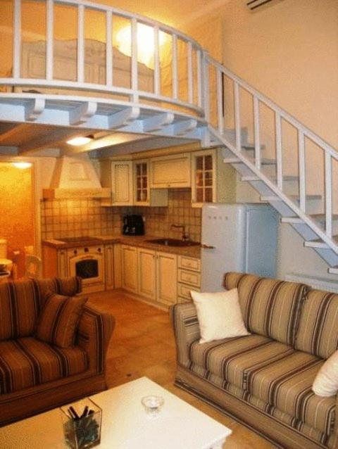 Giogarakis Suites Eleonas Oda fotoğraf