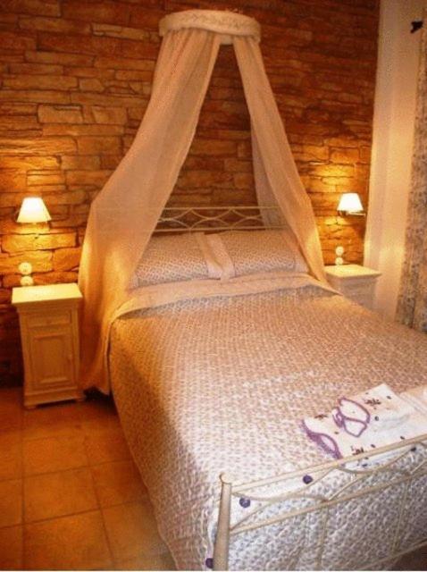 Giogarakis Suites Eleonas Oda fotoğraf