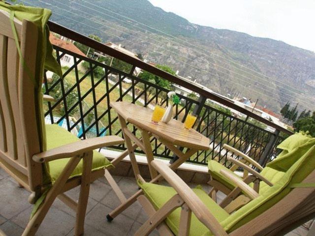 Giogarakis Suites Eleonas Oda fotoğraf